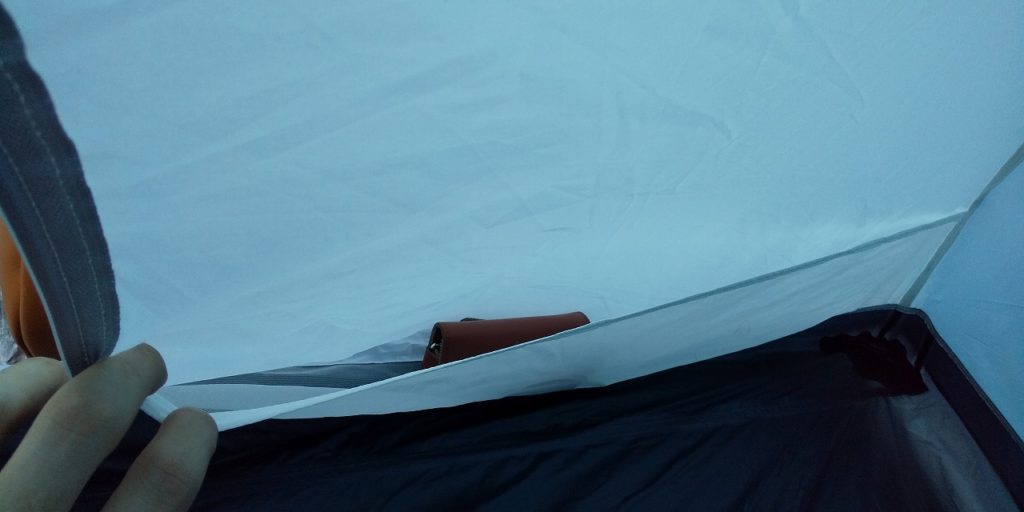 クロノスドーム2型のメッシュポケット
